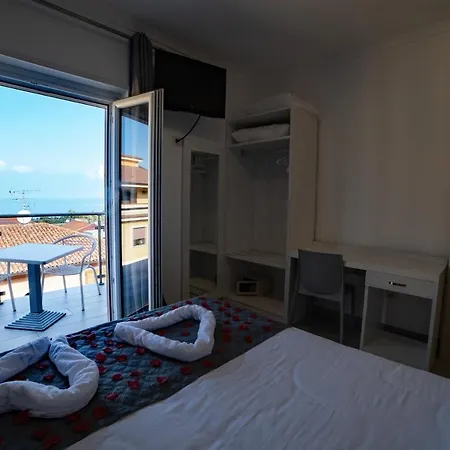 Residenza Jerocades 4*