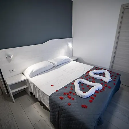 Residenza Jerocades Guest house 4*