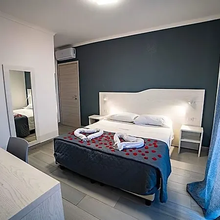 Konukevi Residenza Jerocades 4*