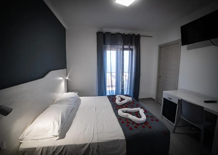 Residenza Jerocades בית הארחה 4*