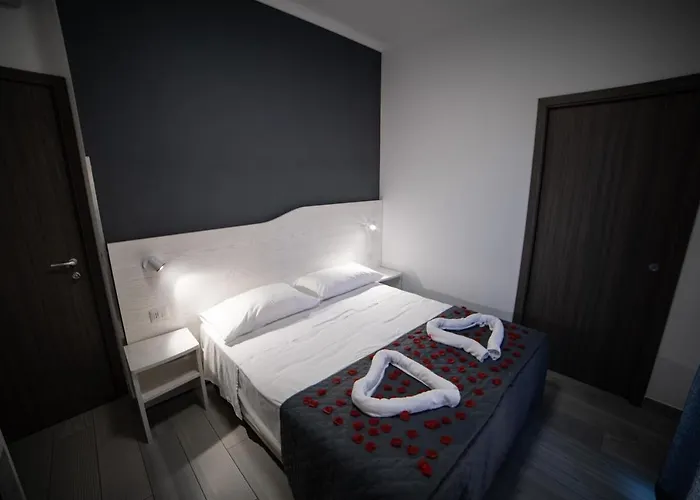 Residenza Jerocades בית הארחה פרגליה