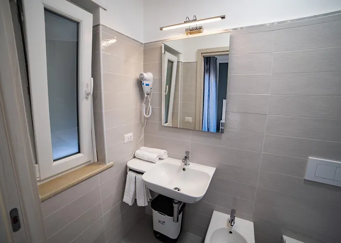 Residenza Jerocades בית הארחה