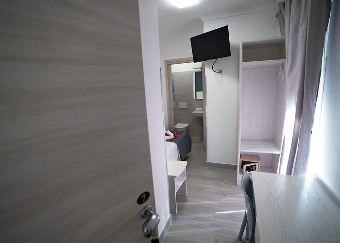 Residenza Jerocades בית הארחה פרגליה